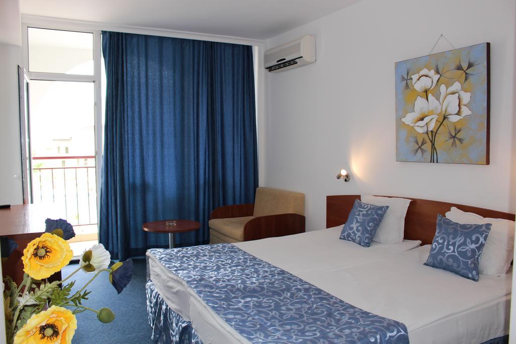 سوزوبول Hotel Hera الغرفة الصورة